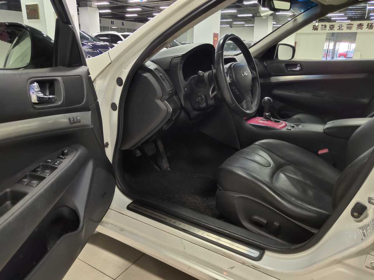 2012年2月英菲尼迪 G系  2010款 G25 Sedan 豪华运动版