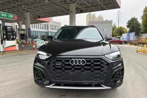 奧迪Q3 奧迪 40 TFSI RS套件燃速型