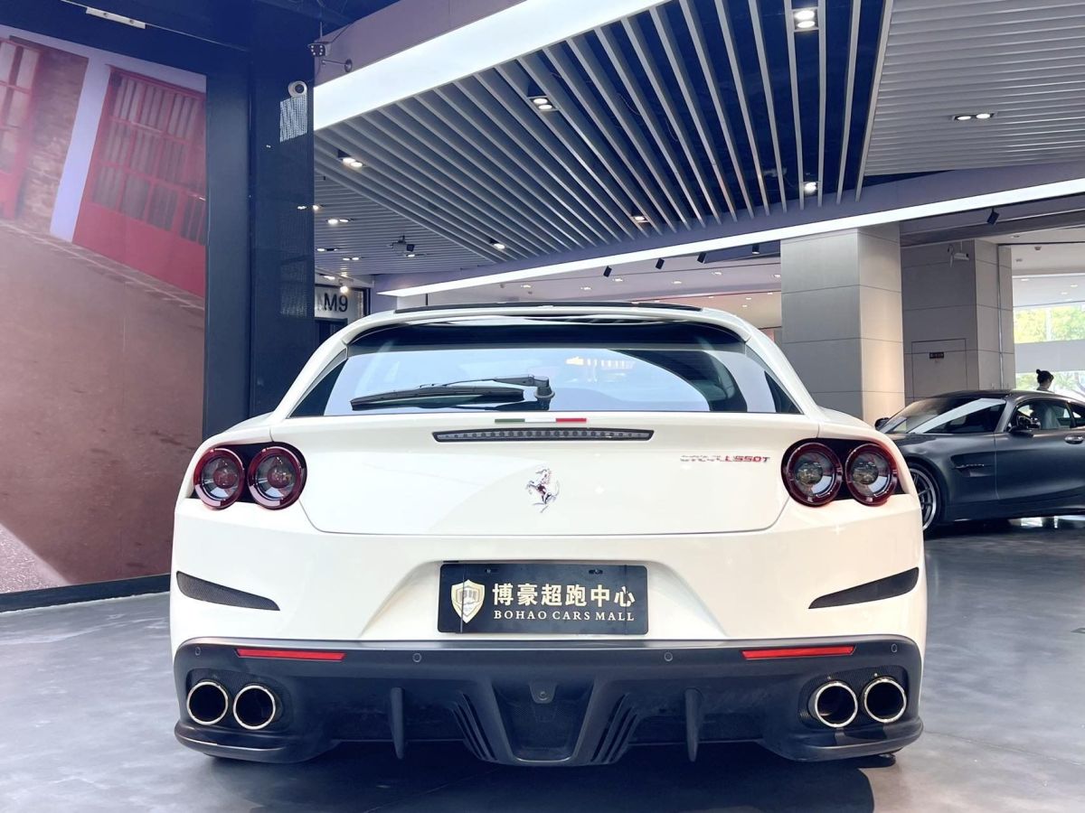 法拉利 gtc4lusso 2017款 3.9t v8圖片