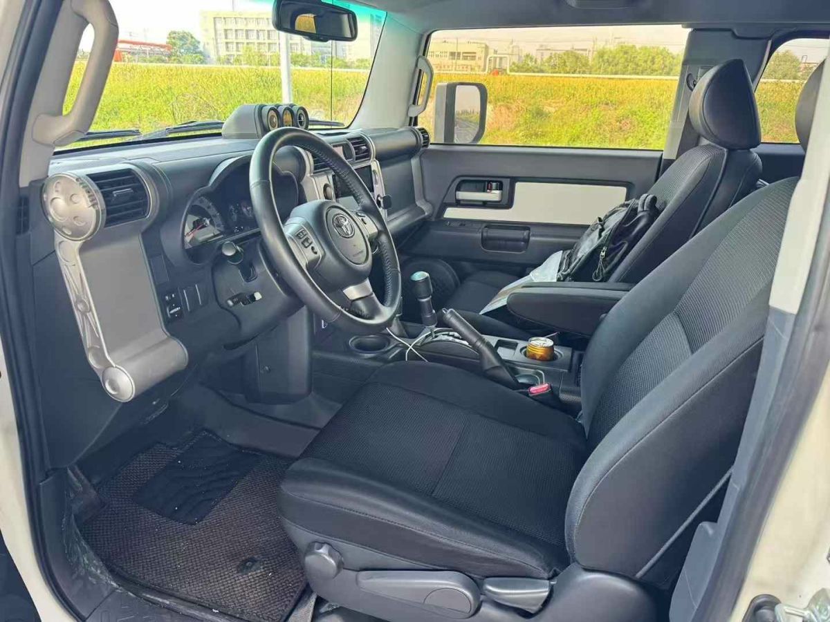 豐田 蘭德酷路澤  2018款 5.7L VX-R 12氣 底升(中東版)圖片