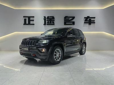 2016年4月 Jeep 大切諾基(進(jìn)口) 3.0L 精英導(dǎo)航版圖片