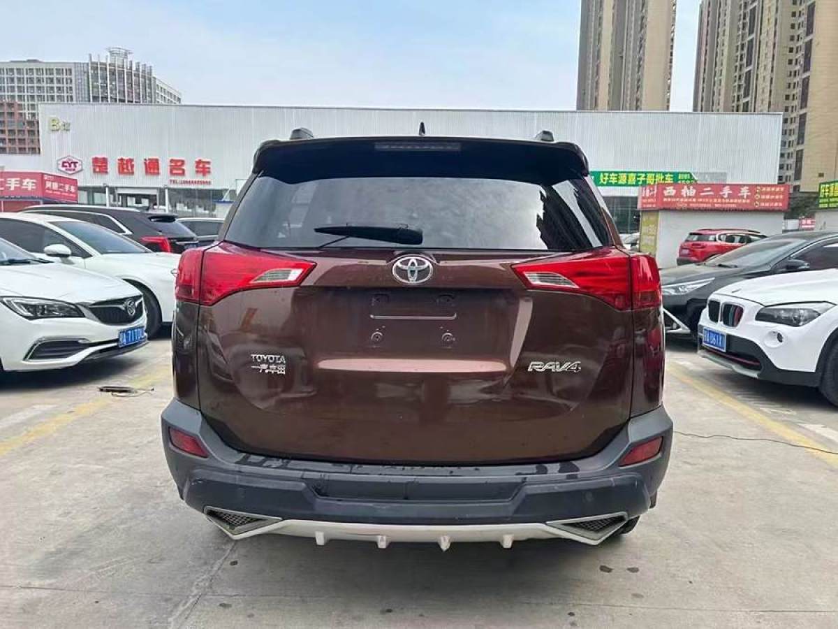 2015年6月豐田 RAV4榮放  2015款 2.0L CVT兩驅(qū)風(fēng)尚版