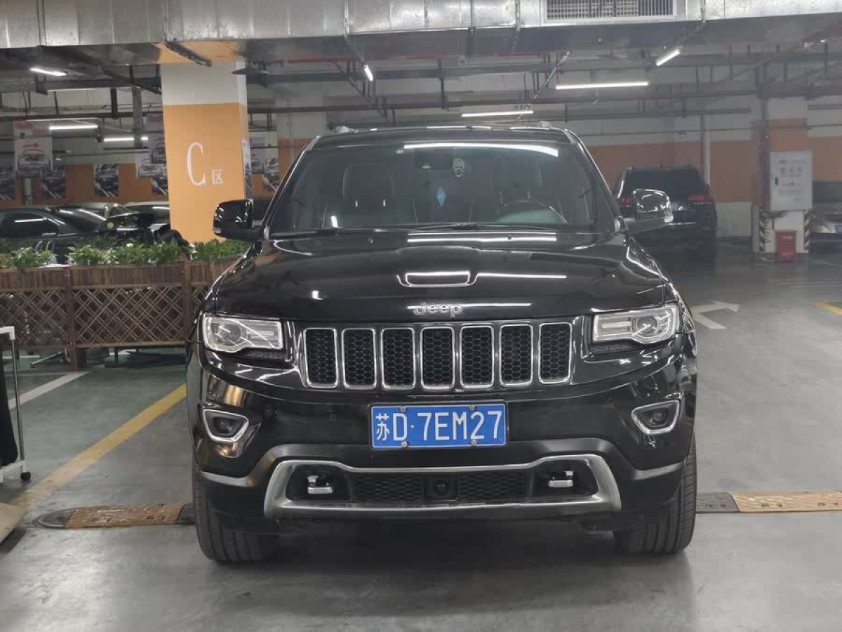 Jeep 大切諾基  2015款 3.6L 豪華導(dǎo)航版圖片