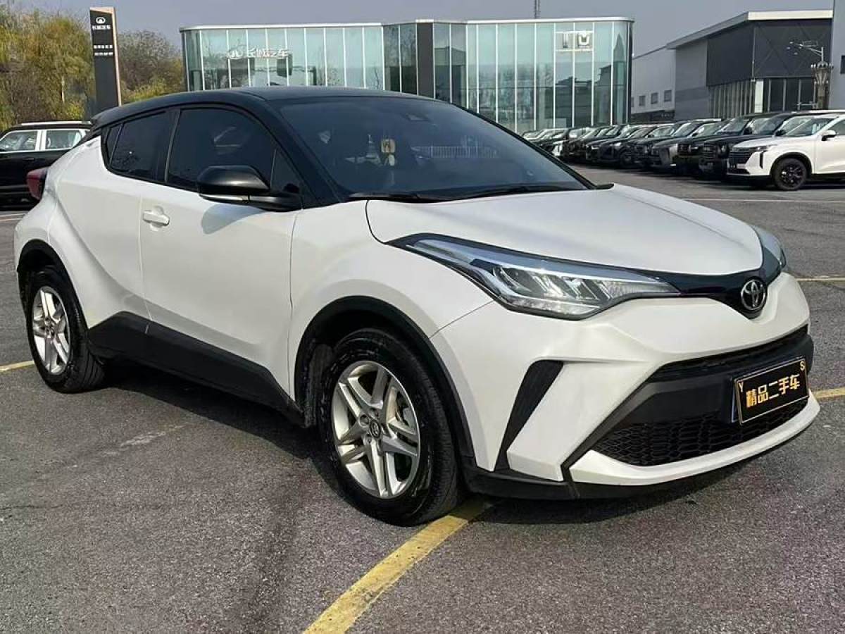 豐田 C-HR  2022款 2.0L 領(lǐng)先版圖片