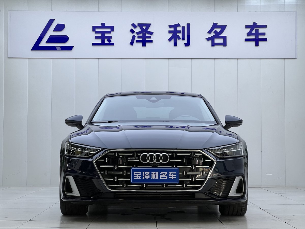 奧迪 奧迪A7L  2024款 55TFSI quattro S-line 志遠(yuǎn)型 流晶套裝圖片