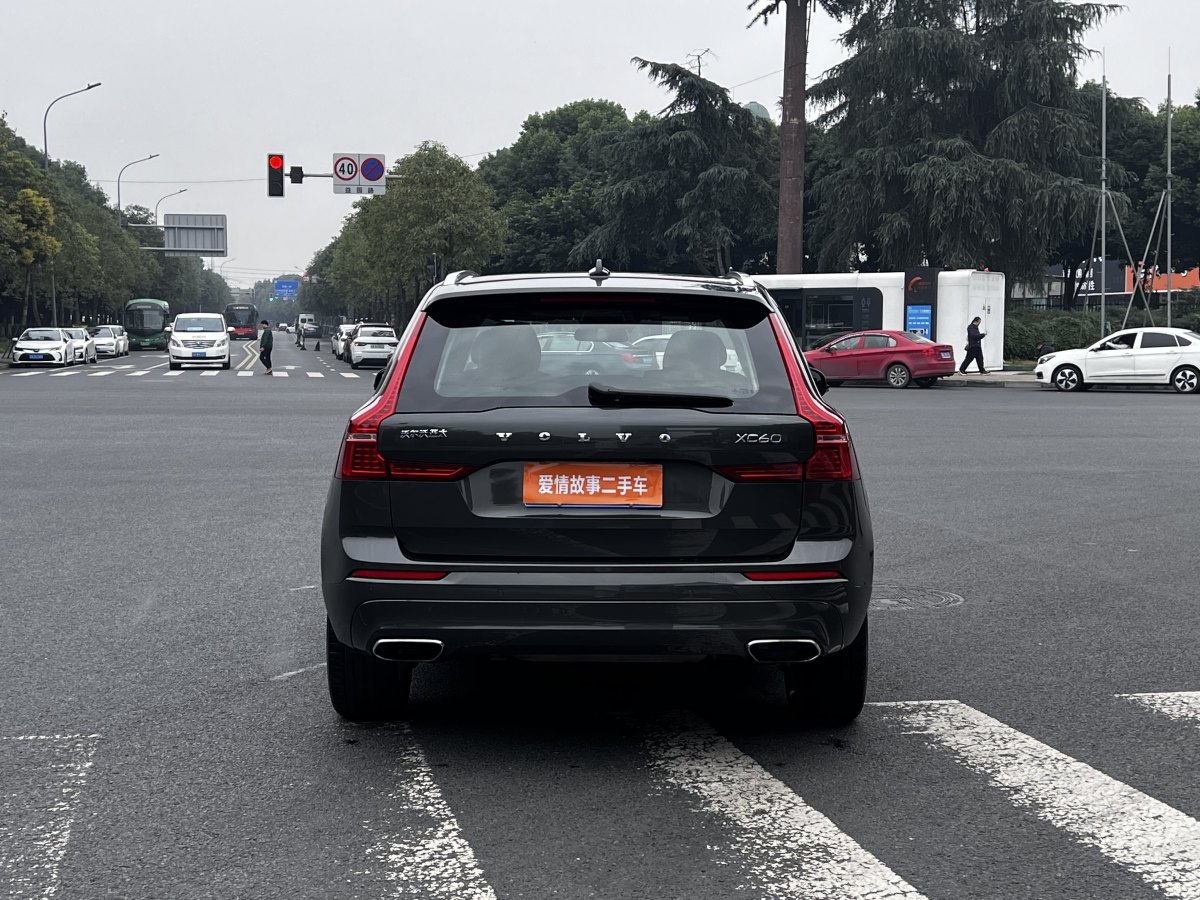 沃爾沃 XC60  2018款 T5 四驅(qū)智逸版圖片