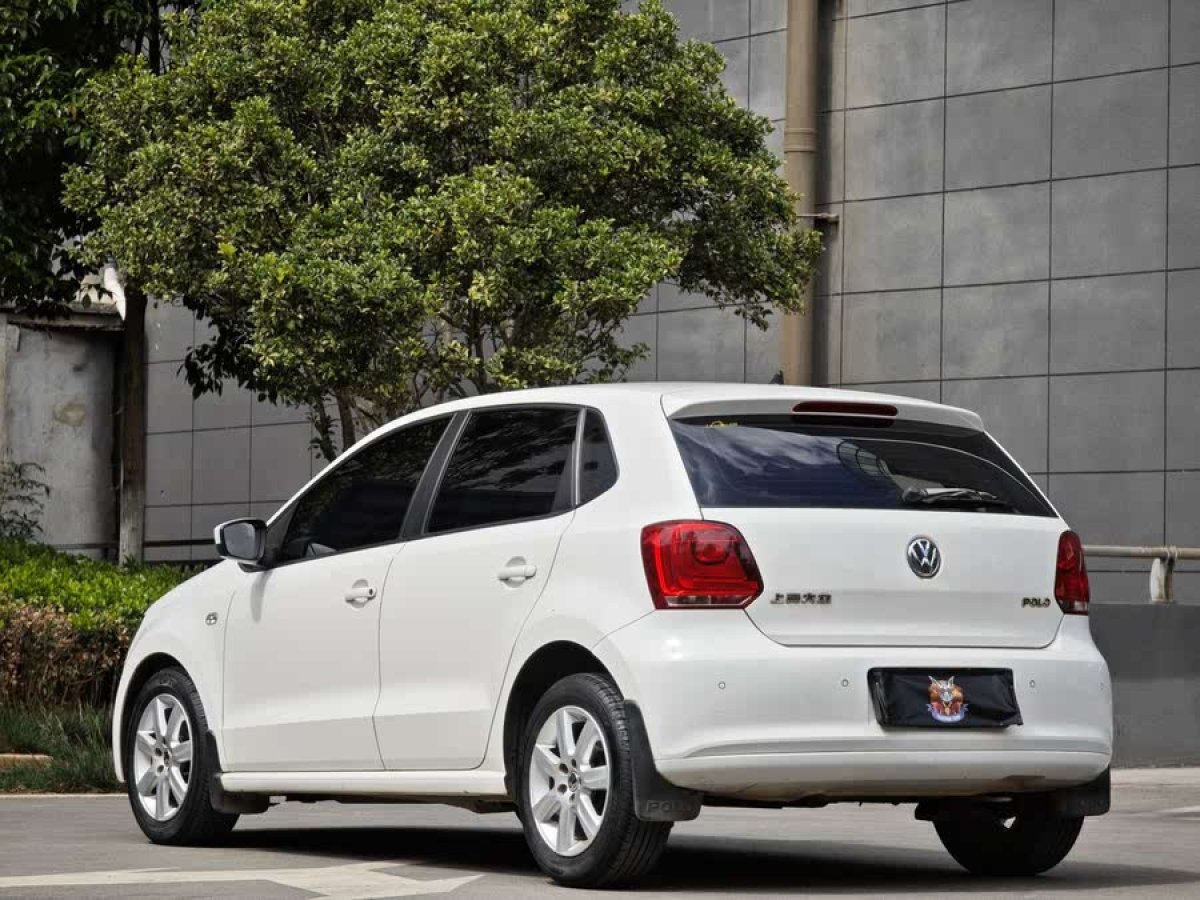 大眾 Polo  2013款 1.4L 手動(dòng)舒適版圖片