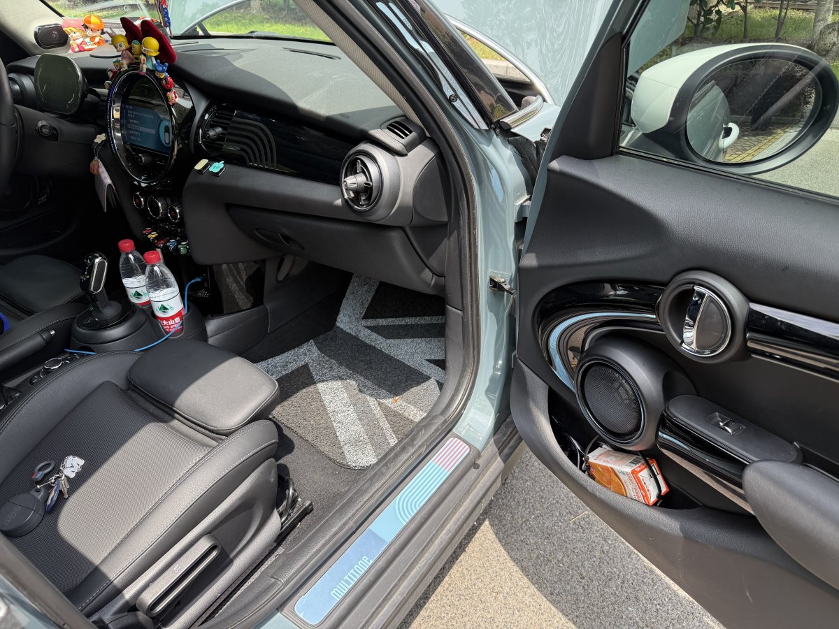 MINI MINI  2023款 2.0T COOPER S 弧光特別版 五門版圖片