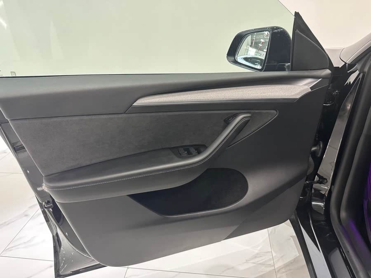 特斯拉 Model Y  2023款 長(zhǎng)續(xù)航全輪驅(qū)動(dòng)版圖片