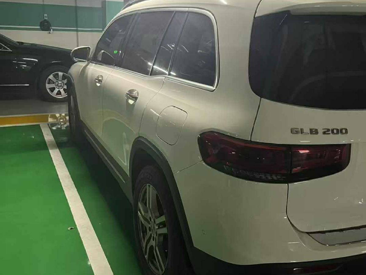 奔馳 奔馳GLC  2021款 GLC 260 L 4MATIC 動(dòng)感型圖片