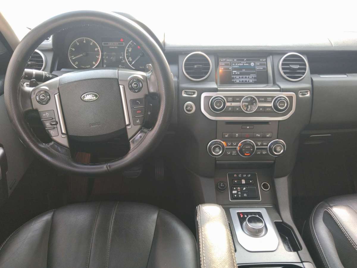 2016年12月路虎 發(fā)現(xiàn)  2015款 3.0 V6 SC SE