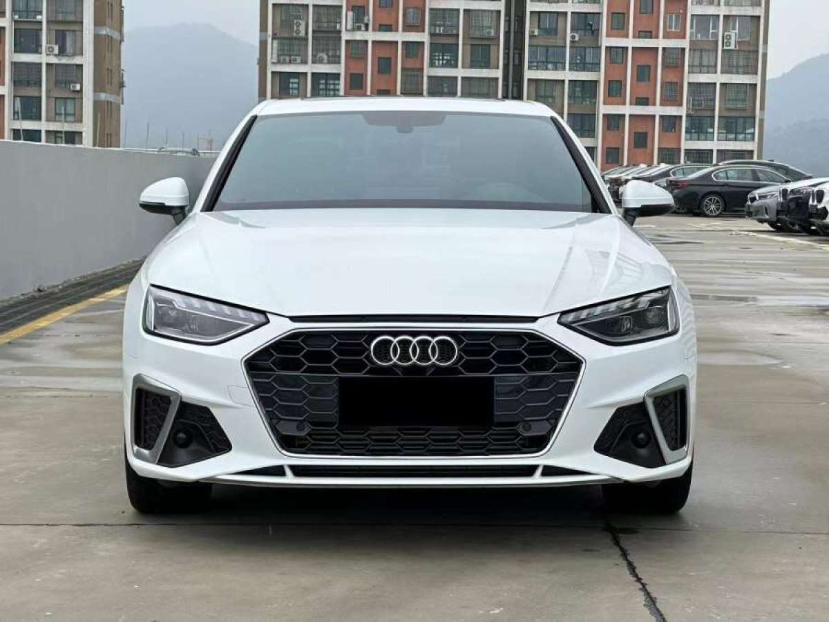 奧迪 奧迪A4L  2022款 40 TFSI 豪華動感型圖片