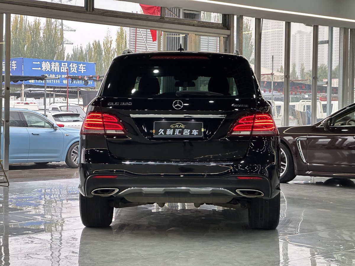 奔馳 奔馳GLE  2018款 GLE 320 4MATIC 動感型臻藏版圖片