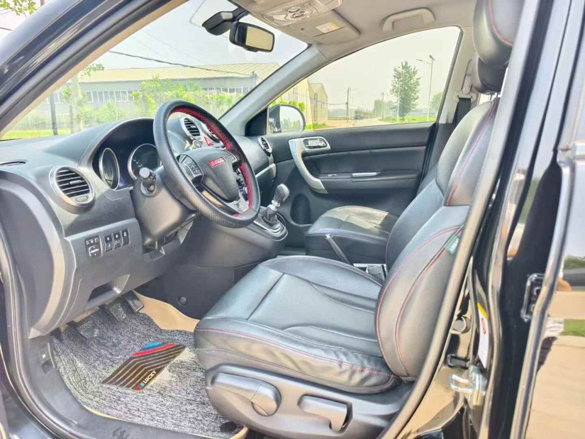 哈弗 H6  2015款 1.5T 手動(dòng)四驅(qū)尊貴型圖片