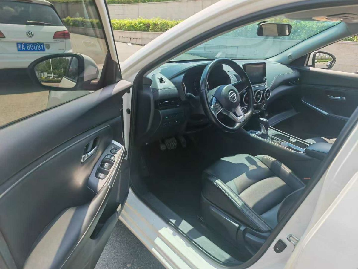 日產(chǎn) 軒逸  2020款 1.6L TOP CVT奢享版圖片