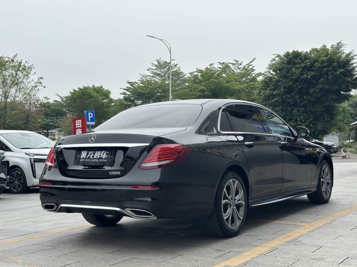奔馳 奔馳E級  2020款 改款 E 300 L 運動時尚型圖片