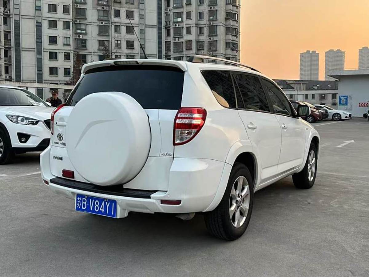 豐田 RAV4榮放  2009款 2.4L 自動豪華版圖片