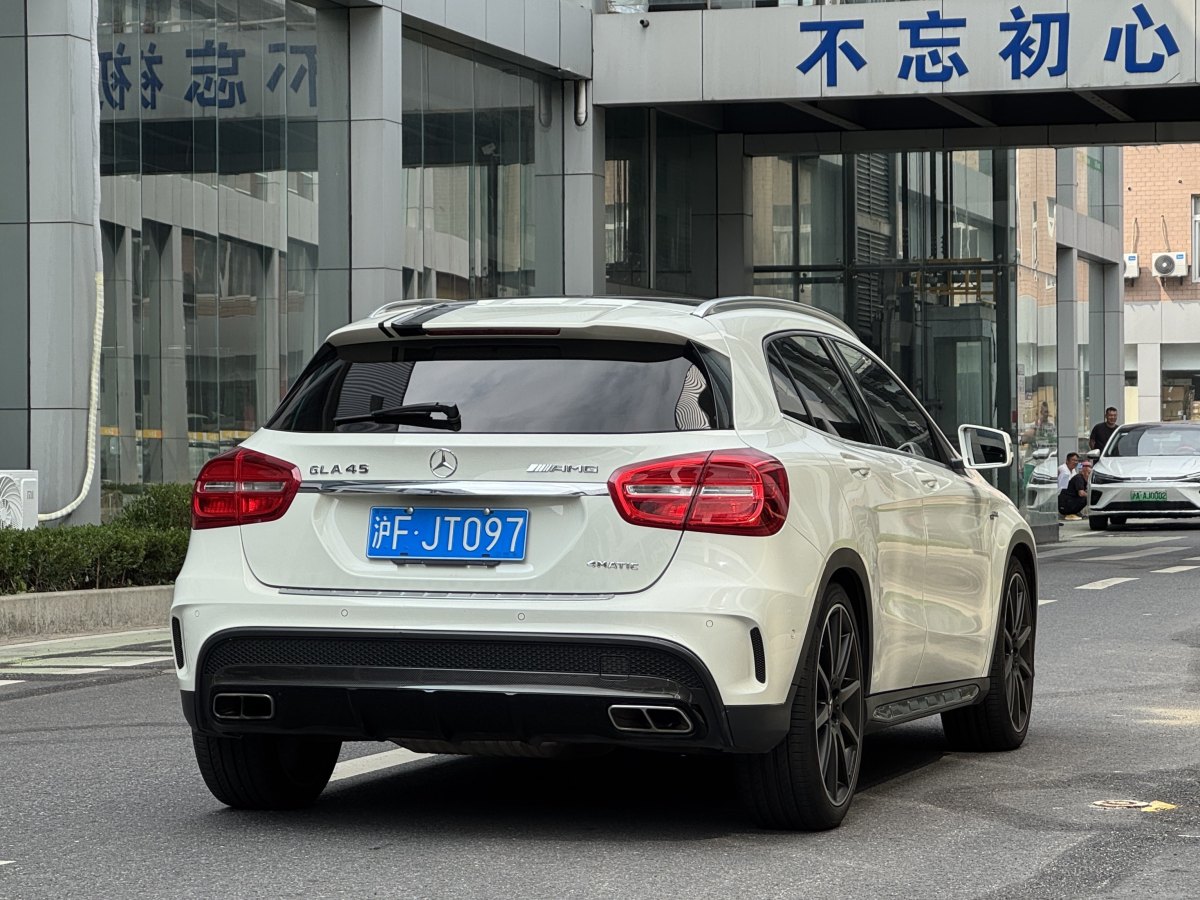 奔馳 奔馳GLA AMG  2015款 AMG GLA 45 4MATIC圖片