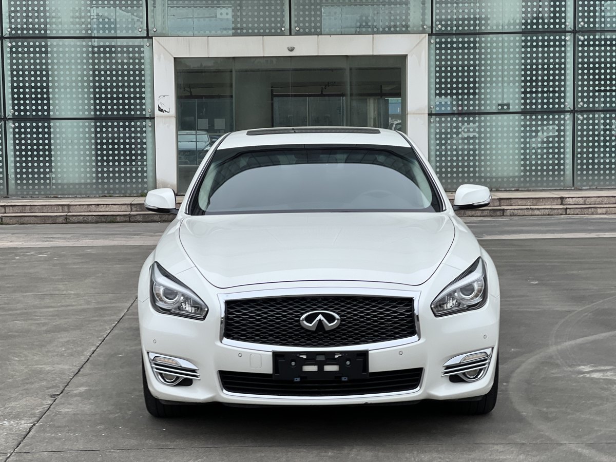 2016年6月英菲尼迪 Q70  2015款 Q70L 2.5L 悅享版