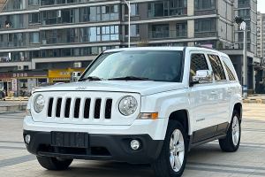 自由客 Jeep 2.4L 運動版