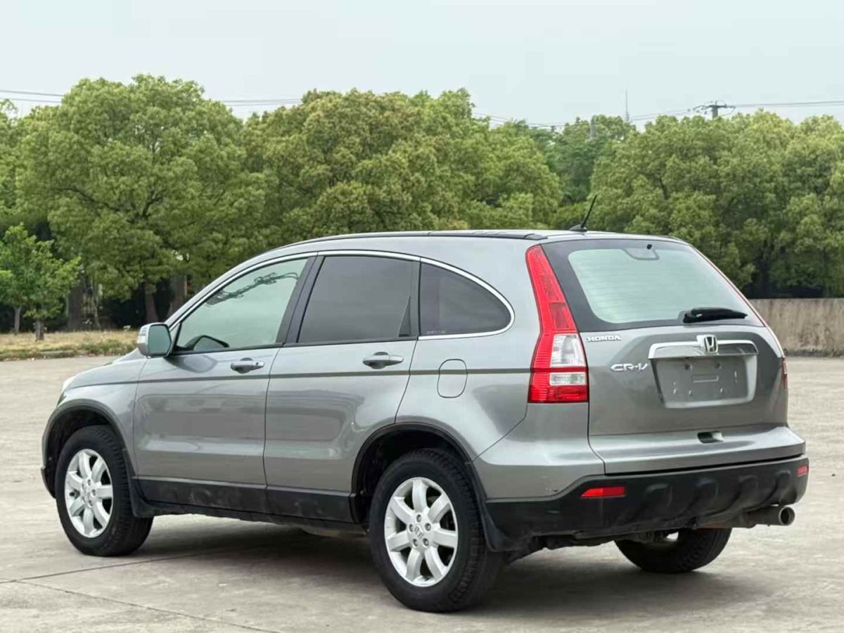 本田 CR-V  2010款 2.4L 自動四驅(qū)尊貴導(dǎo)航版圖片