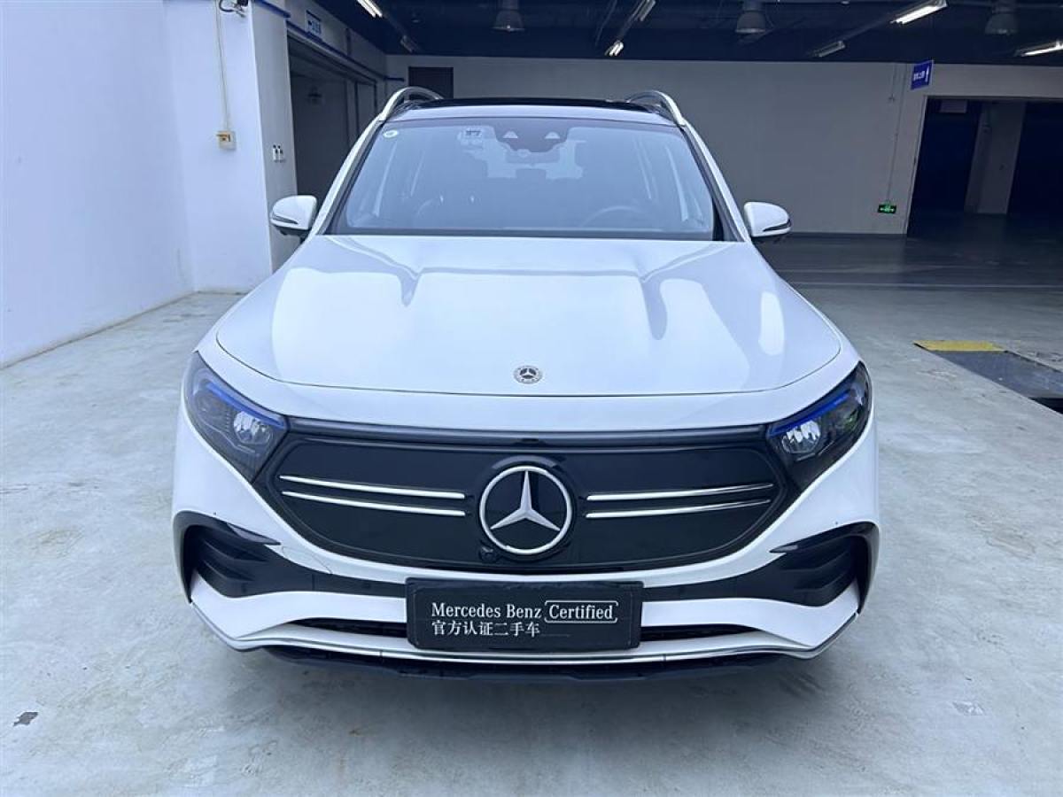 奔馳 奔馳EQB  2022款 EQB 350 4MATIC 首發(fā)特別版圖片