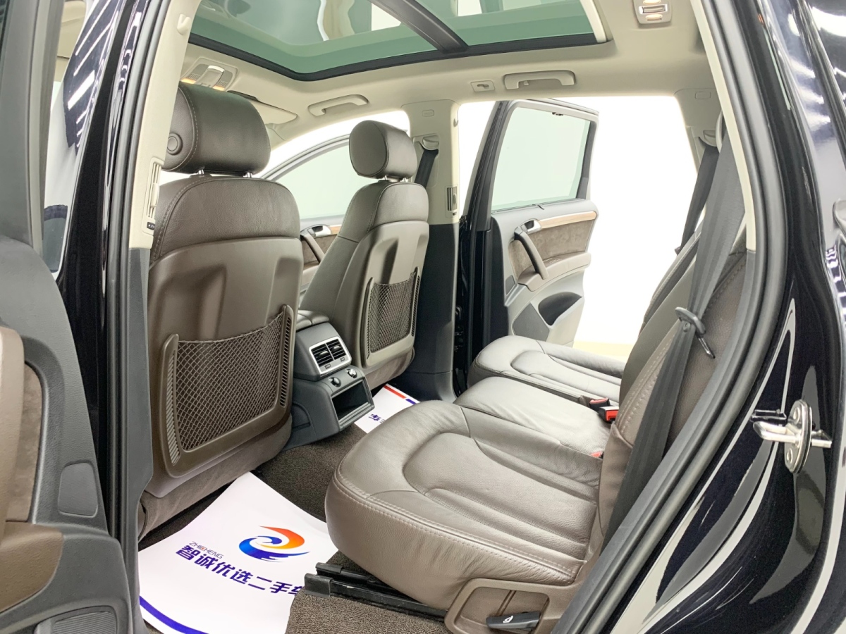 奧迪 奧迪Q7  2013款 35 TFSI 進(jìn)取型圖片
