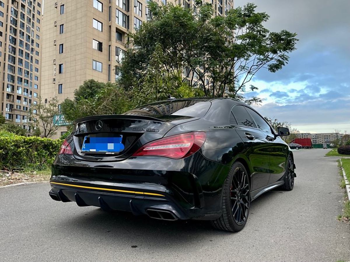 2018年1月奔馳 奔馳CLA級AMG  2017款 AMG CLA 45 4MATIC 暗夜雷霆限量版