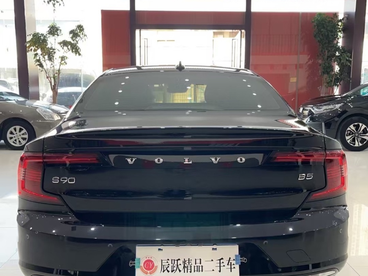 沃爾沃 S90  2021款 B5 智遠(yuǎn)豪華版圖片