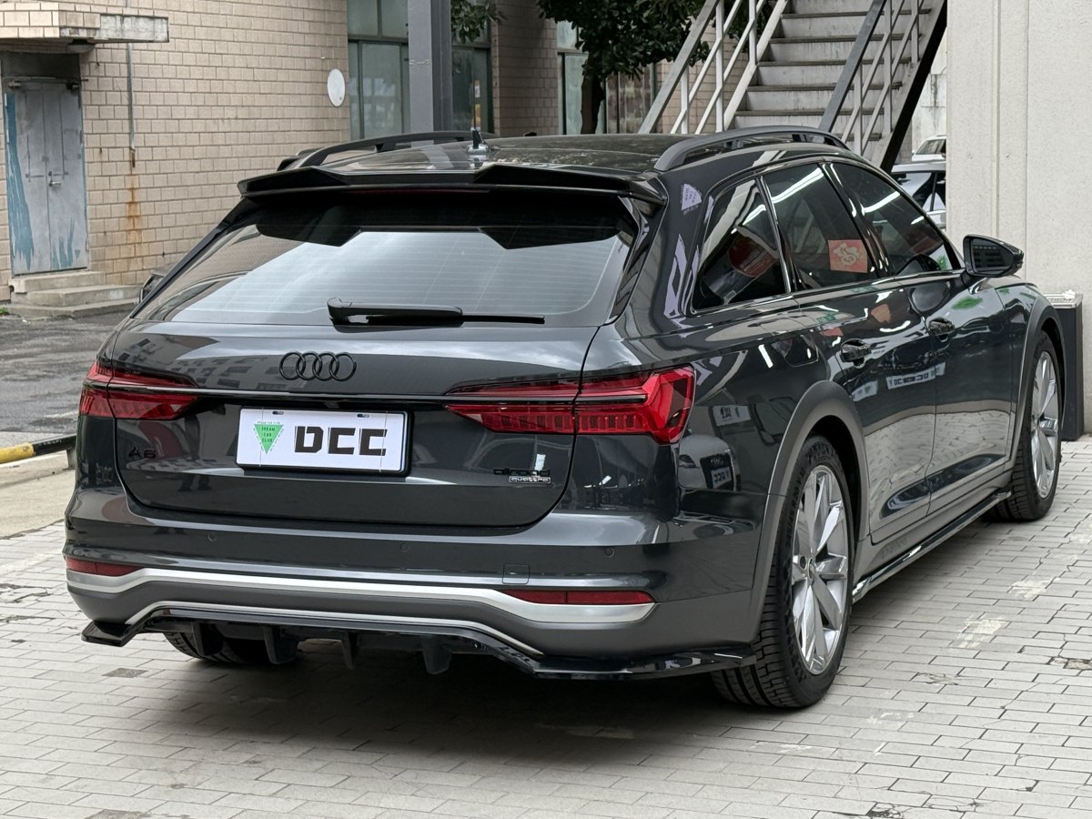 2024年4月奧迪 奧迪A6  2024款 allroad quattro 55 TFSI 尊享越野型