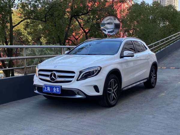 奔驰 奔驰GLA  2015款 GLA 220 4MATIC 时尚型