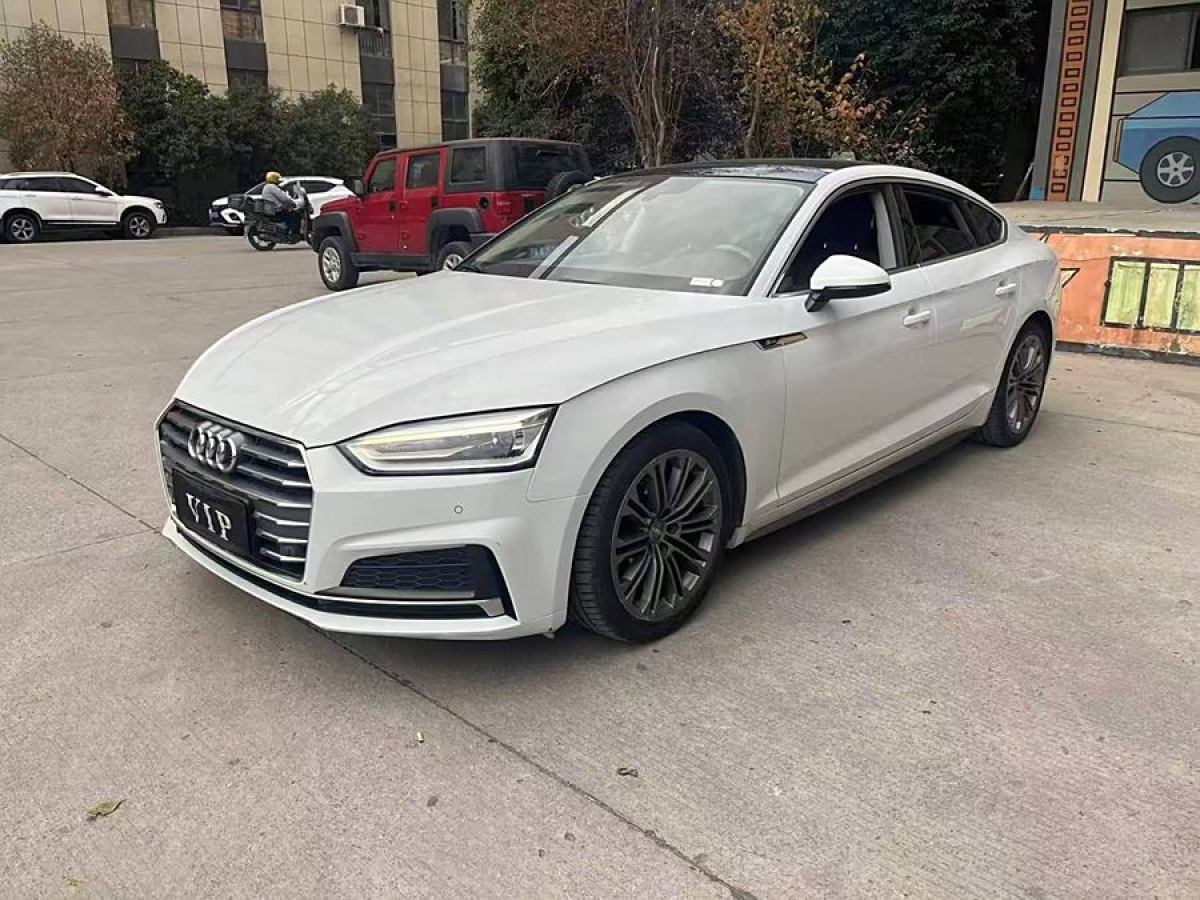 奧迪 奧迪A5  2017款 Sportback 40 TFSI 時(shí)尚型圖片