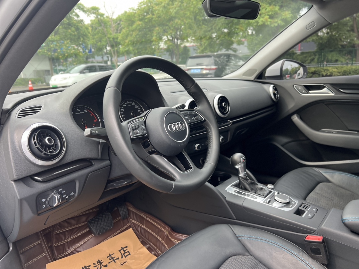 奧迪 奧迪A3  2017款 Sportback 35 TFSI 時尚型圖片