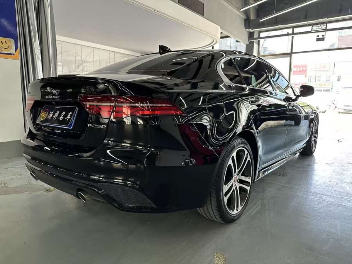 捷豹 XEL  2022款 2.0T 250PS R-DYNAMIC S進(jìn)取運(yùn)動版圖片