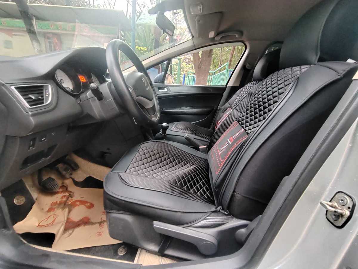 標(biāo)致 308  2012款 1.6L 手動(dòng)優(yōu)尚型圖片