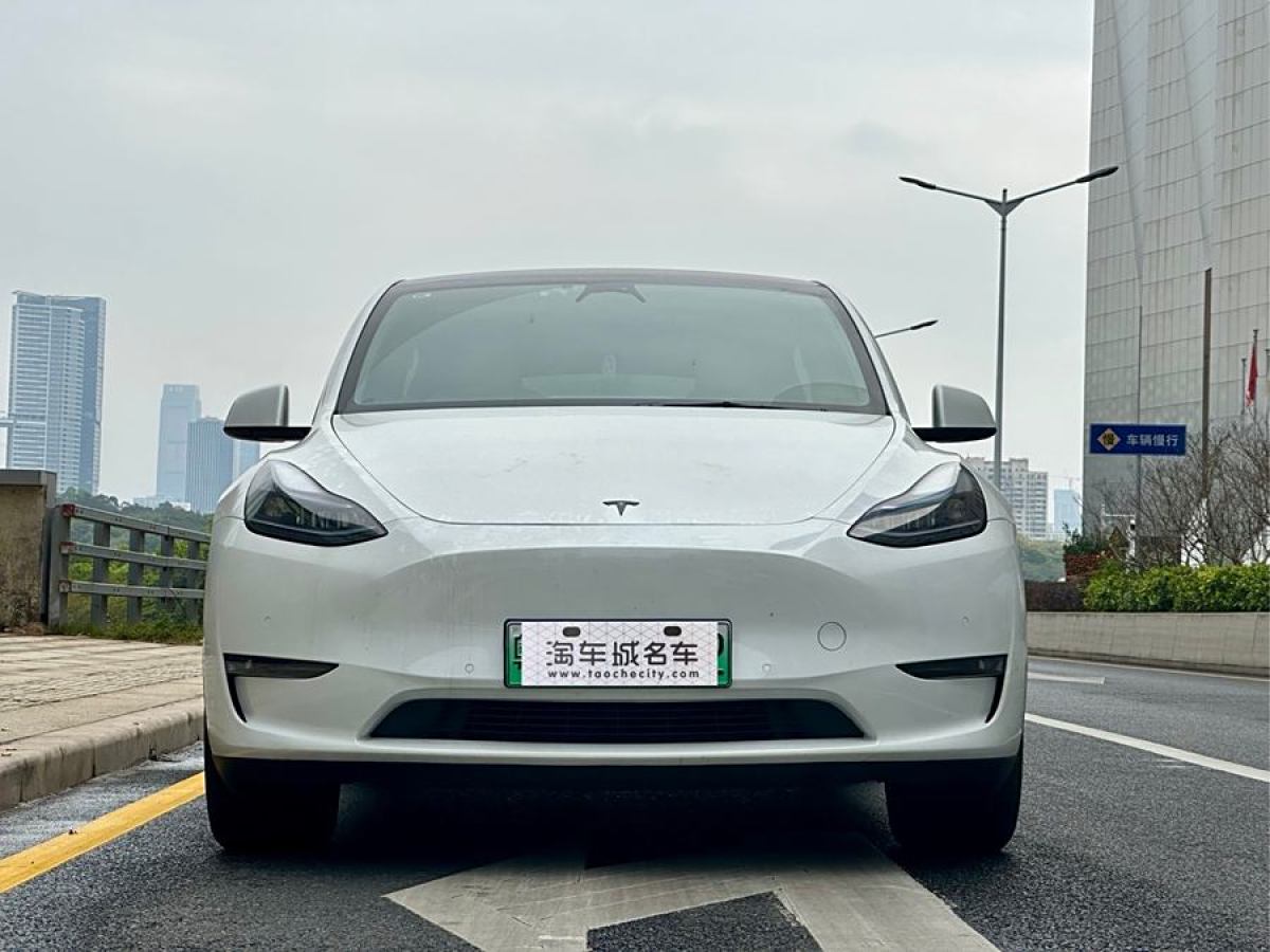 特斯拉 Model 3  2023款 長(zhǎng)續(xù)航煥新版 雙電機(jī)全輪驅(qū)動(dòng)圖片