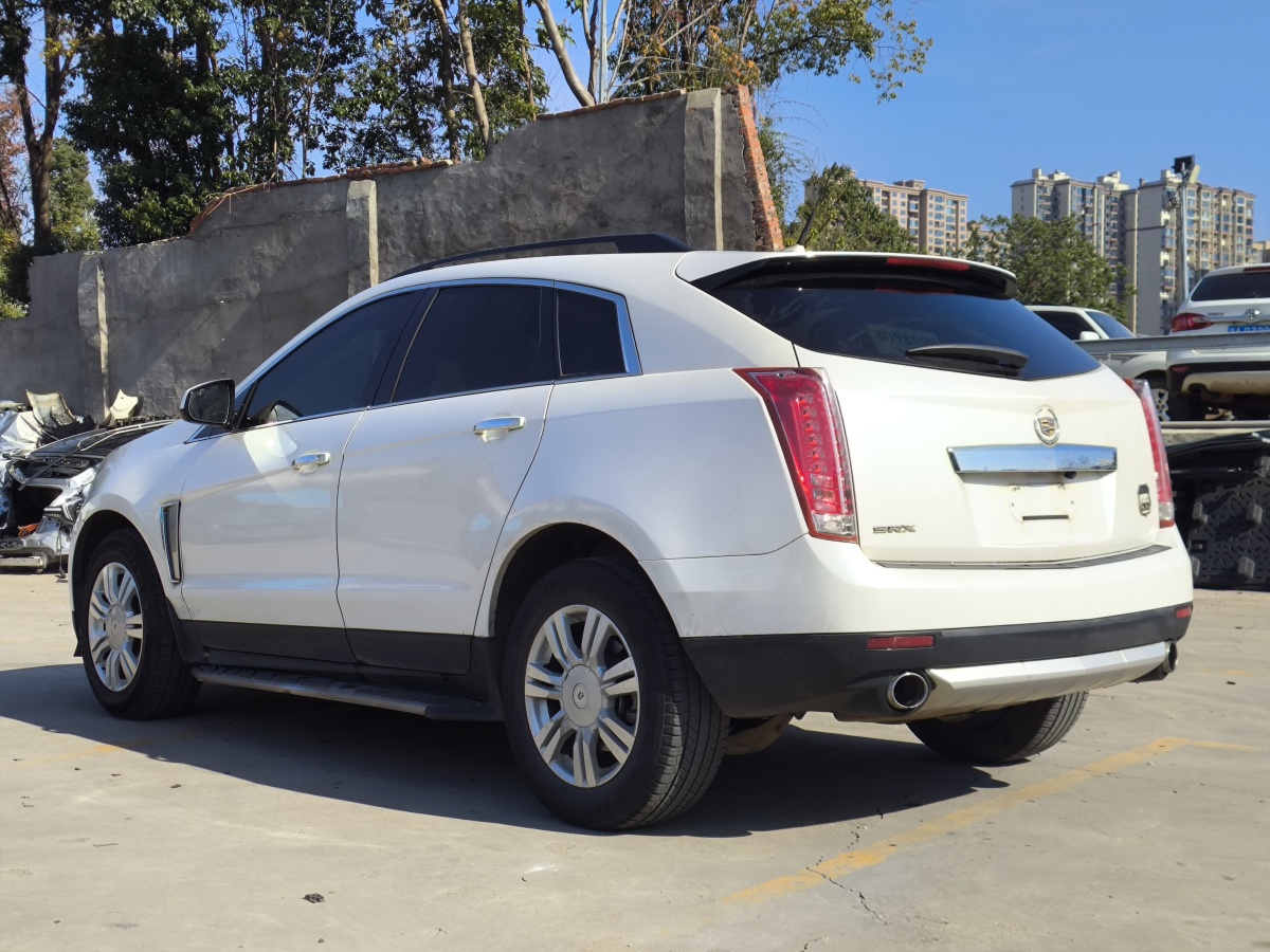 凱迪拉克 SRX  2014款 3.0L 精英型圖片