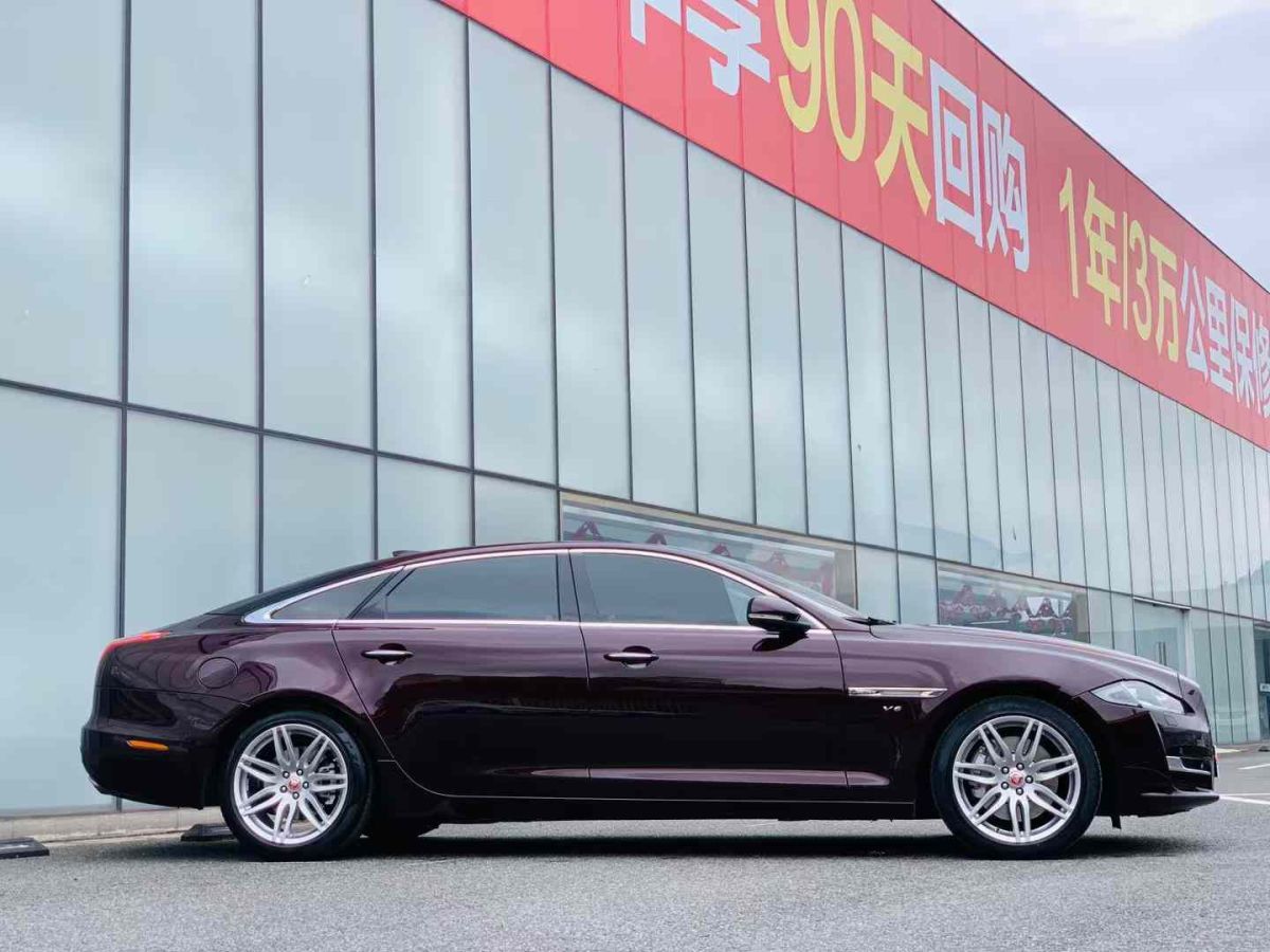 捷豹 XJ  2019款 XJL 3.0 SC 兩驅(qū)典雅商務(wù)版圖片