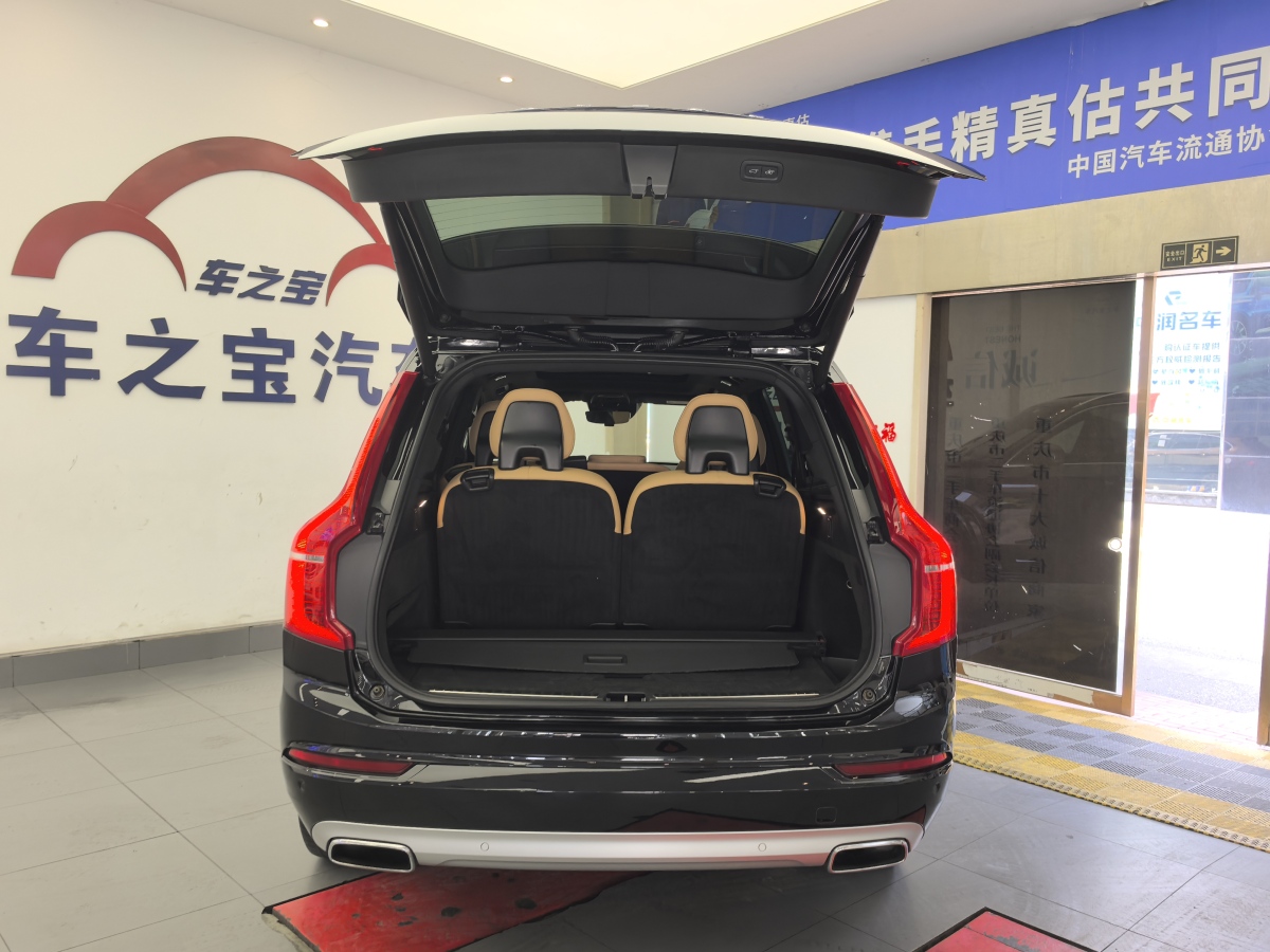 2017年2月沃爾沃 XC90  2018款 T6 智逸版 7座