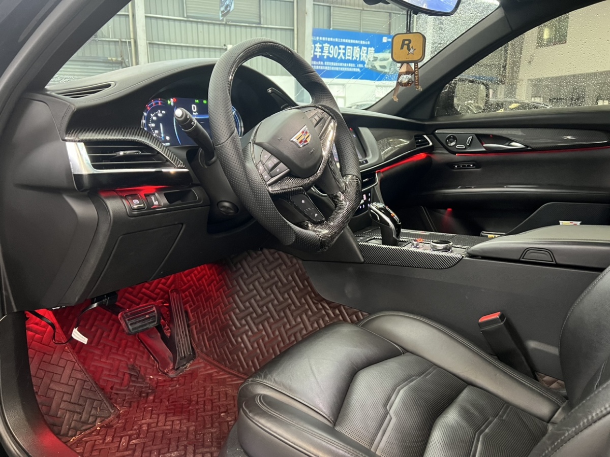 凱迪拉克 CT6  2019款 28T 領(lǐng)先運(yùn)動(dòng)型圖片