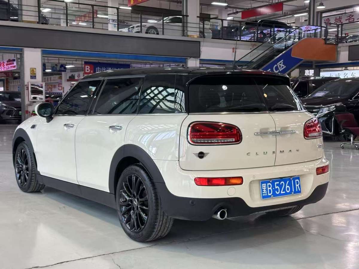 MINI MINI  2021款 1.5T COOPER 藝術(shù)家 五門(mén)版圖片