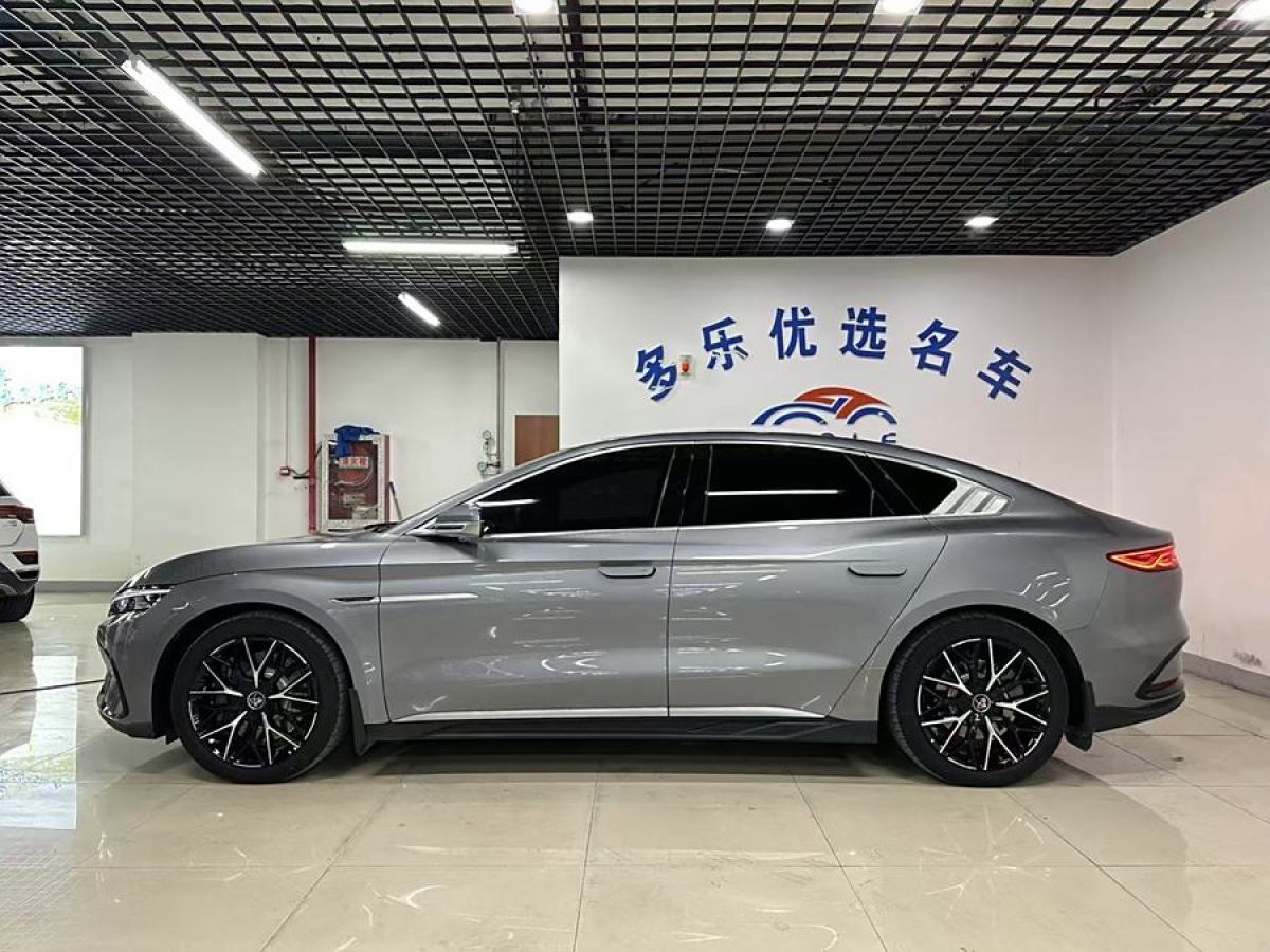 比亞迪 漢  2022款 EV 創(chuàng)世版 610KM四驅(qū)尊享型圖片