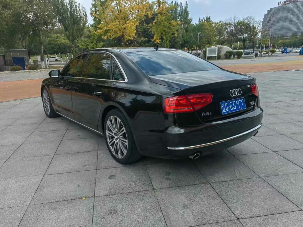 奧迪 奧迪A8  2012款 A8L 45 TFSI quattro豪華型圖片