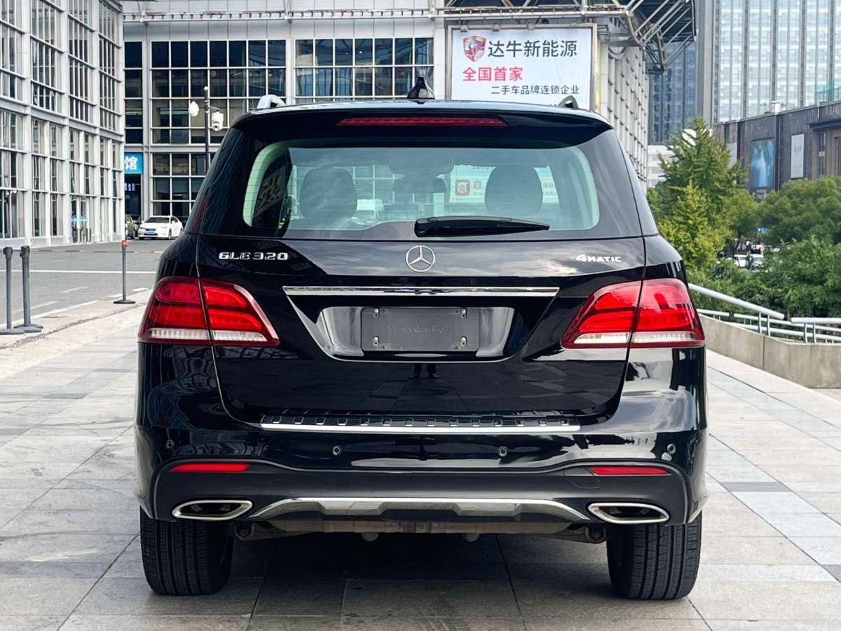 奔馳 奔馳GLE  2018款 GLE 320 4MATIC 動(dòng)感型臻藏版圖片