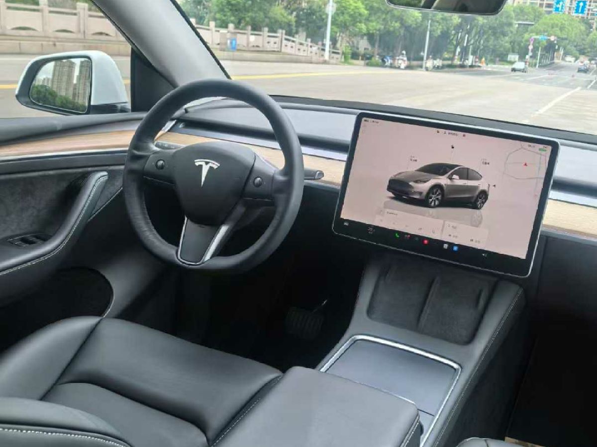 特斯拉 Model S  2023款 三電機全輪驅(qū)動 Plaid版圖片