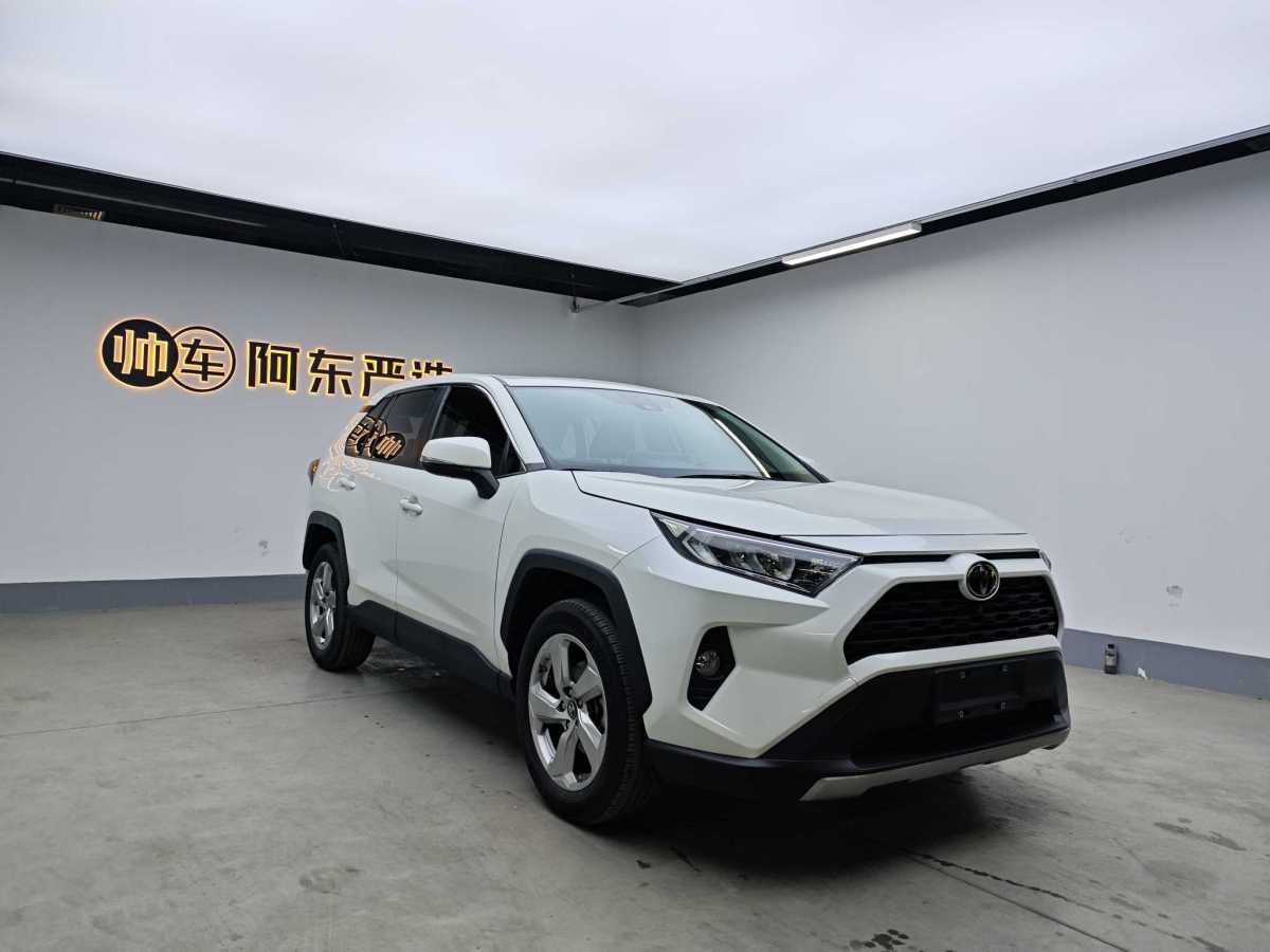 2021年3月豐田 RAV4  2018款 榮放 2.0L CVT兩驅(qū)風(fēng)尚版