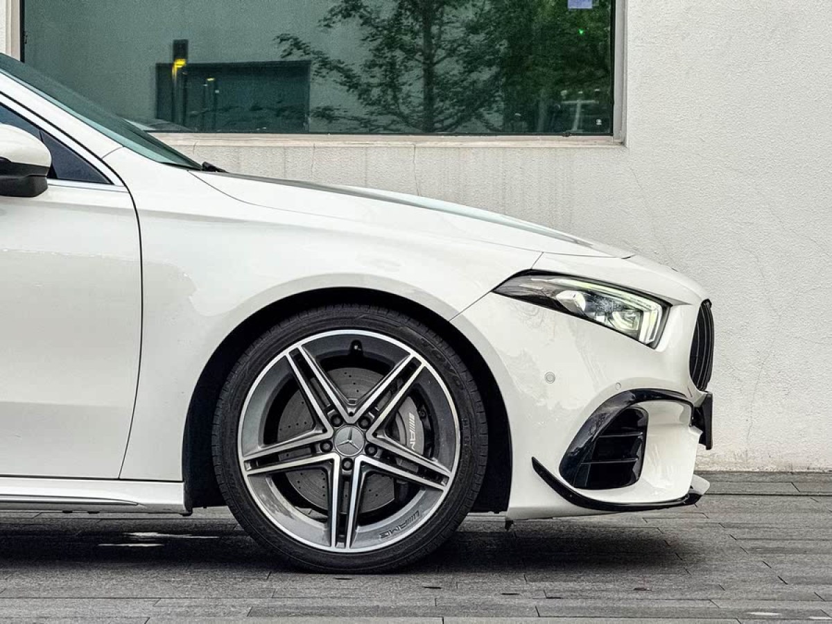 奔馳 奔馳A級AMG  2020款 改款 AMG A 45 4MATIC+圖片
