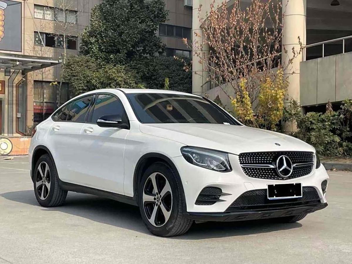 奔馳 奔馳GLC  2022款 改款 GLC 300 4MATIC 轎跑SUV圖片