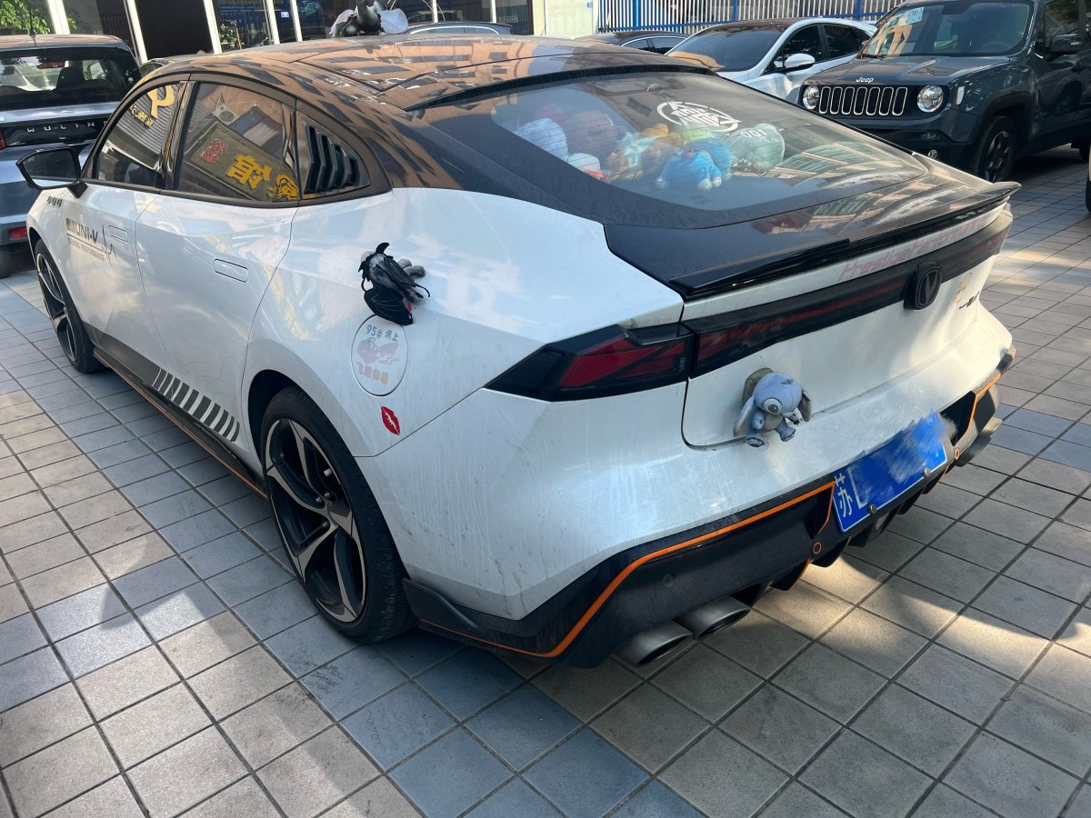 長(zhǎng)安 長(zhǎng)安UNI-V  2022款 1.5T 運(yùn)動(dòng)版圖片