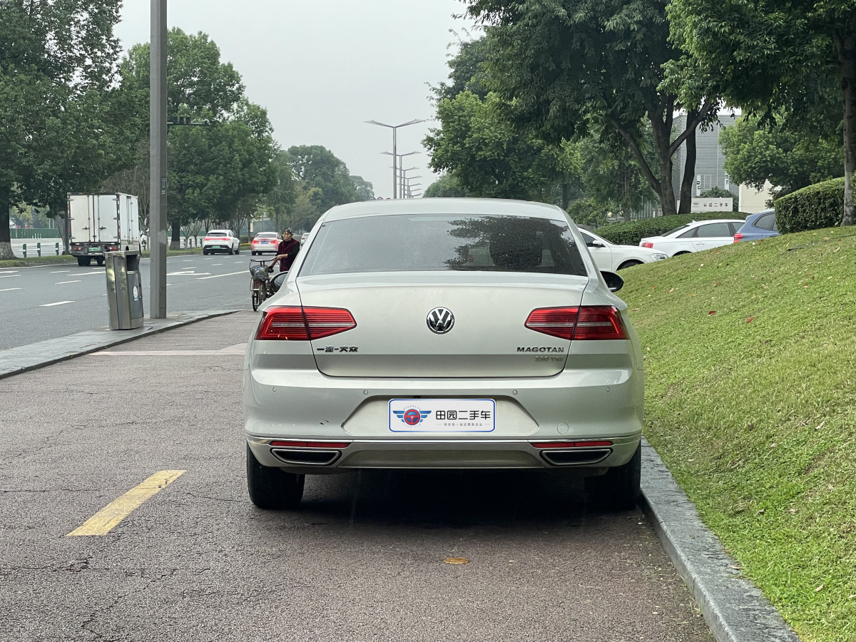 大眾 邁騰  2019款  330TSI DSG 領(lǐng)先型 國(guó)VI圖片